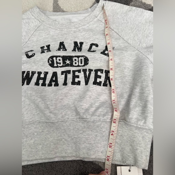 Women‘s cropped Sweatshirt - Picture 6 of 7